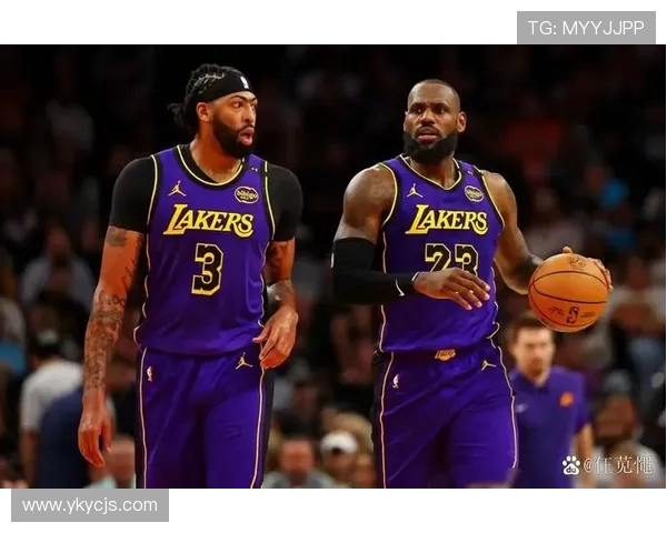 安东尼戴维斯带领球队重返巅峰探寻湖人新赛季崛起之路