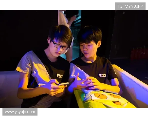 英雄联盟专题分析EDG战队灵活性与战术变换的深度探讨 英雄联盟专题分析EDG战队灵活性与战术变换的深度探讨