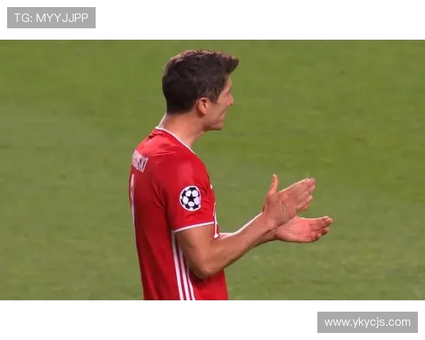 巴黎对阵拜仁精彩直播詹俊解说全程回顾与分析 巴黎对阵拜仁精彩直播詹俊解说全程回顾与分析